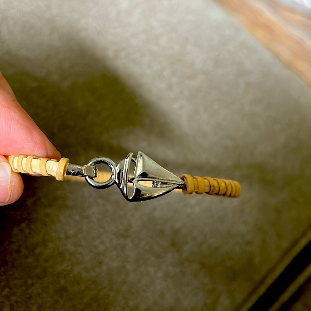 Cape cod bracelet style